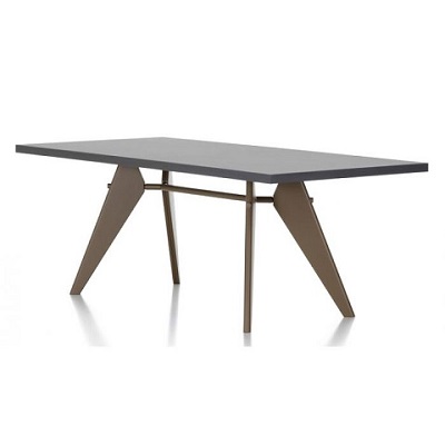 Vitra Em餐桌