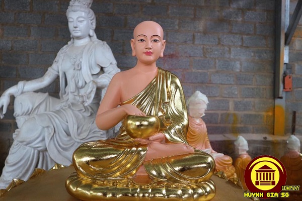 西瓦利雕像